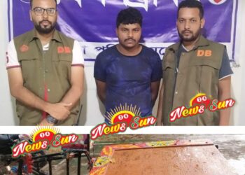 ডিবি পুলিশের অভিযানে প্রতিবন্ধির চুরি  হওয়া ভ্যান উদ্ধার আটক ১