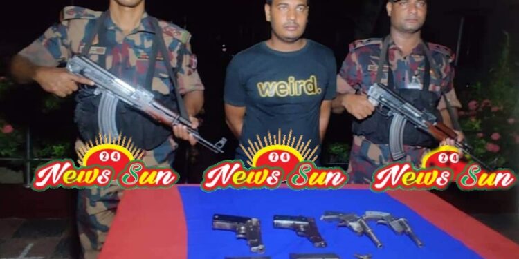 শার্শা ও বেনাপোল সীমান্তে পৃথক অভিযানে অস্ত্র, ম্যাগজিন ও গুলি সহ আটক ১