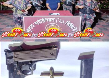 বেনাপোল পুটখালী সীমান্তে পিস্তল, ম্যাগজিন ও গুলিসহ অস্ত্র ব্যবসায়ী আটক