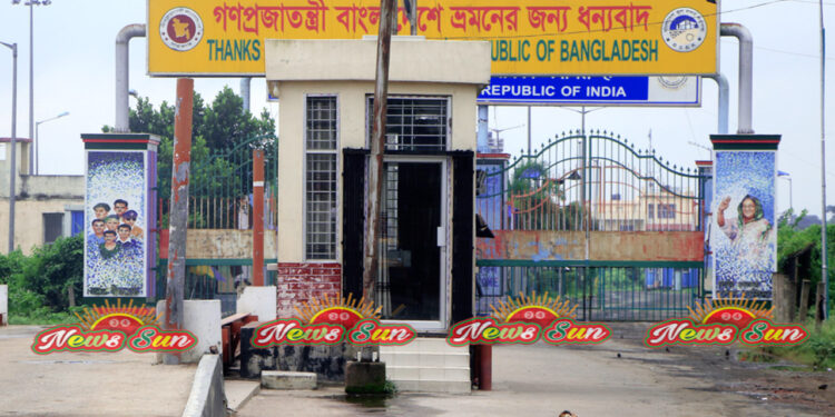 আজ থেকে দূর্গাপুজা উপলক্ষে বেনাপোল বন্দরে ৪ দিন আমদানি-রপ্তানি বন্ধ