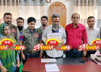 বেনাপোল শুল্ক গোয়েন্দার হাতে ৯ পিচ স্বর্ণের বারসহ আটক ১