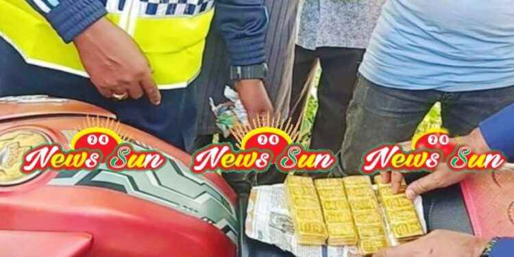 শার্শা সীমান্তে ৭ কেজি ওজনের ৬২ পিস স্বর্ণের বারসহ ২ পাচারকারী আটক