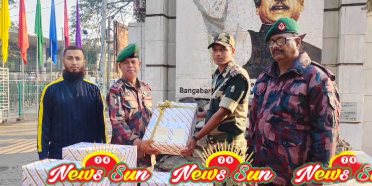 বেনাপোল শূন্য রেখায়  ভারতীয় বিএসএফ কে শুভেচ্ছা ও মিষ্টি উপহার দিয়েছে বাংলাদেশ বিজিবি