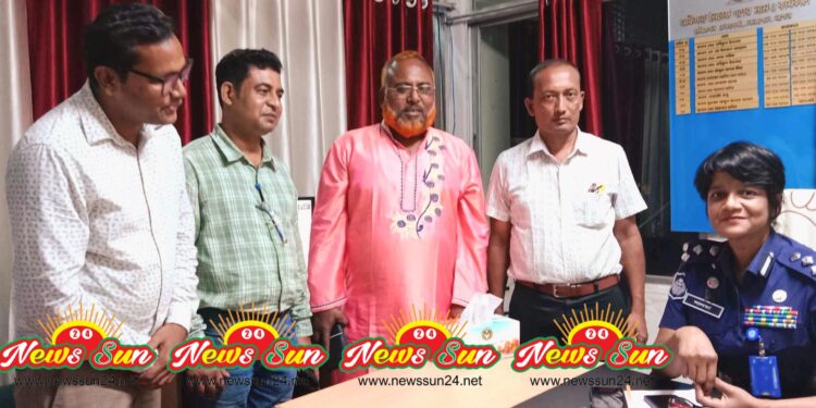 সড়ক ব্যবস্থাপনা নিয়ে সাংবাদিকদের সাথে হাইওয়ে ডিআইজি সালমা বেগমের মত বিনিময়