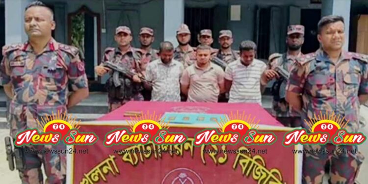 বেনাপোল দৌলতপুর সীমান্তে দুই কোটি ৬৫ লাখ টাকার ৪টি সোনার বার উদ্ধার