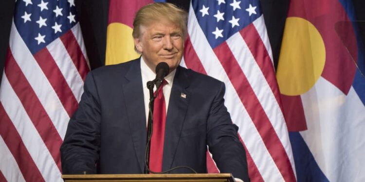 ট্রাম্প পারবেন না প্রেসিডেন্ট হতে