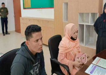 পাসপোর্ট করতে এসে আটক দুই রোহিঙ্গা