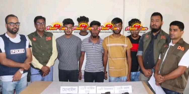 ডিবি পুলিশের হাতে জামায়াত নেতা কে হত্যার ঘটনায় ৫ জন গ্রেফতার।