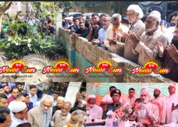 শহীদ আব্দুল্লাহর কবর জিয়ারত করলেন উপদেষ্টা হাসান আরিফ