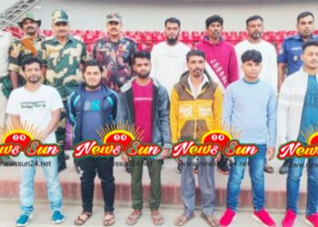 ভারতে দীর্ঘ ৭ বছর কারাভোগ শেষে দেশে ফিরেছেন ৯ বাংলাদেশি যুবক।