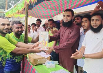 শার্শায় কোকো স্মৃতি ফুটবল টুর্নামেন্টে চ্যাম্পিয়ন হয়েছেন নাভারণ ফুটবল একাদশ