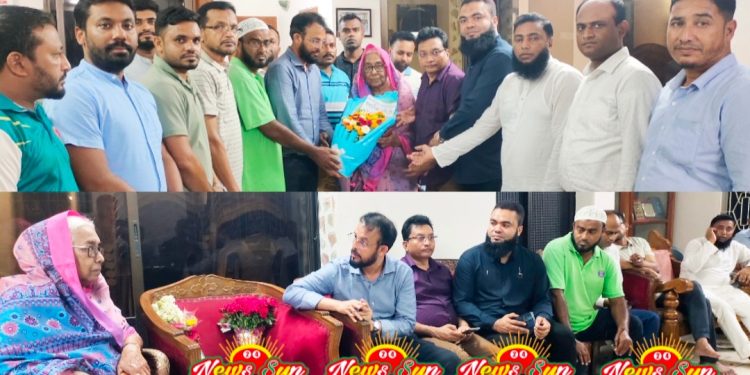 বিএনপির কেন্দ্রীয় ভাইস চেয়ারম্যান,অধ্যাপিকা নার্গিস বেগম-এর শুভ জন্মদিনে ফুল দিয়ে শুভেচ্ছা জানালেন,শার্শা উপজেলা বিএনপি