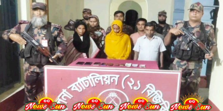 শার্শা সীমান্তে অবৈধভাবে ভারতে যাওয়ার সময় বিজিবির হাতে ৭ বাংলাদেশি আটক