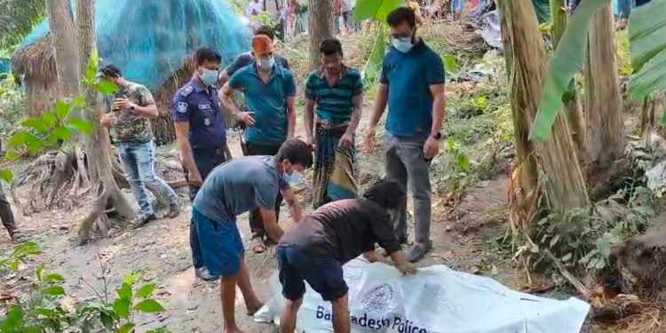 বেনাপোল ঘিবা সীমান্তের ডোবা থেকে এক যুবকের মরদেহ উদ্ধার