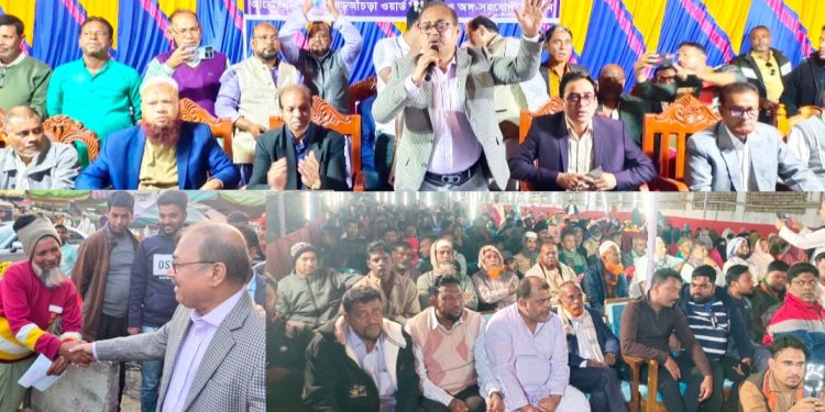 বেনাপোল পৌরসভার ৯ নং ওয়ার্ডে মফিকুল হাসান তৃপ্তি’র উঠান বৈঠক মহাসমাবেশে পরিণত    