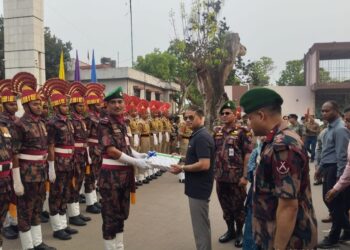 মহান স্বাধীনতা দিবসে বেনাপোল-পেট্রোপোল জিরো পয়েন্টে বিজিবি-বিএসএফের যৌথ রিট্রিট প্যারেড অনুষ্ঠিত