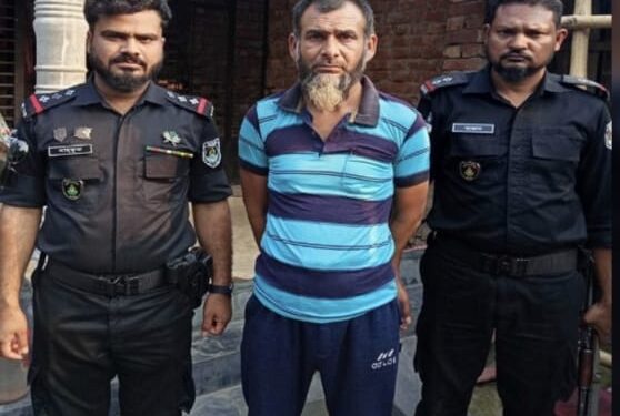 নড়াইলে ট্রাকচাপায় তেল পাম্পের ম্যানেজার হত্যা: অভিযুক্ত চালক গ্রেফতার