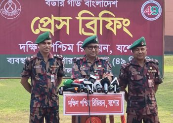 যশোর সীমান্তে নিরাপত্তা জোরদার, জ্বালানি তেল পাচার রোধে ৪৯ ব্যাটালিয়নের প্রেস ব্রিফিং