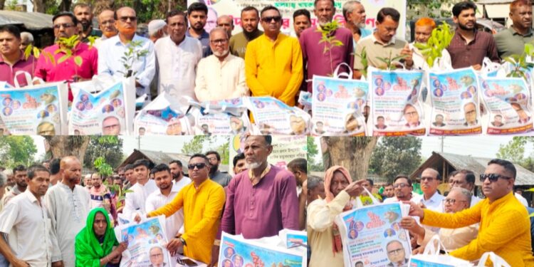 শার্শায় খায়রুজ্জামান মধু’র উদ্যোগে ১ হাজার পরিবারের মাঝে একটি করে গাছ ও ঈদ উপহার সামগ্রী বিতরন